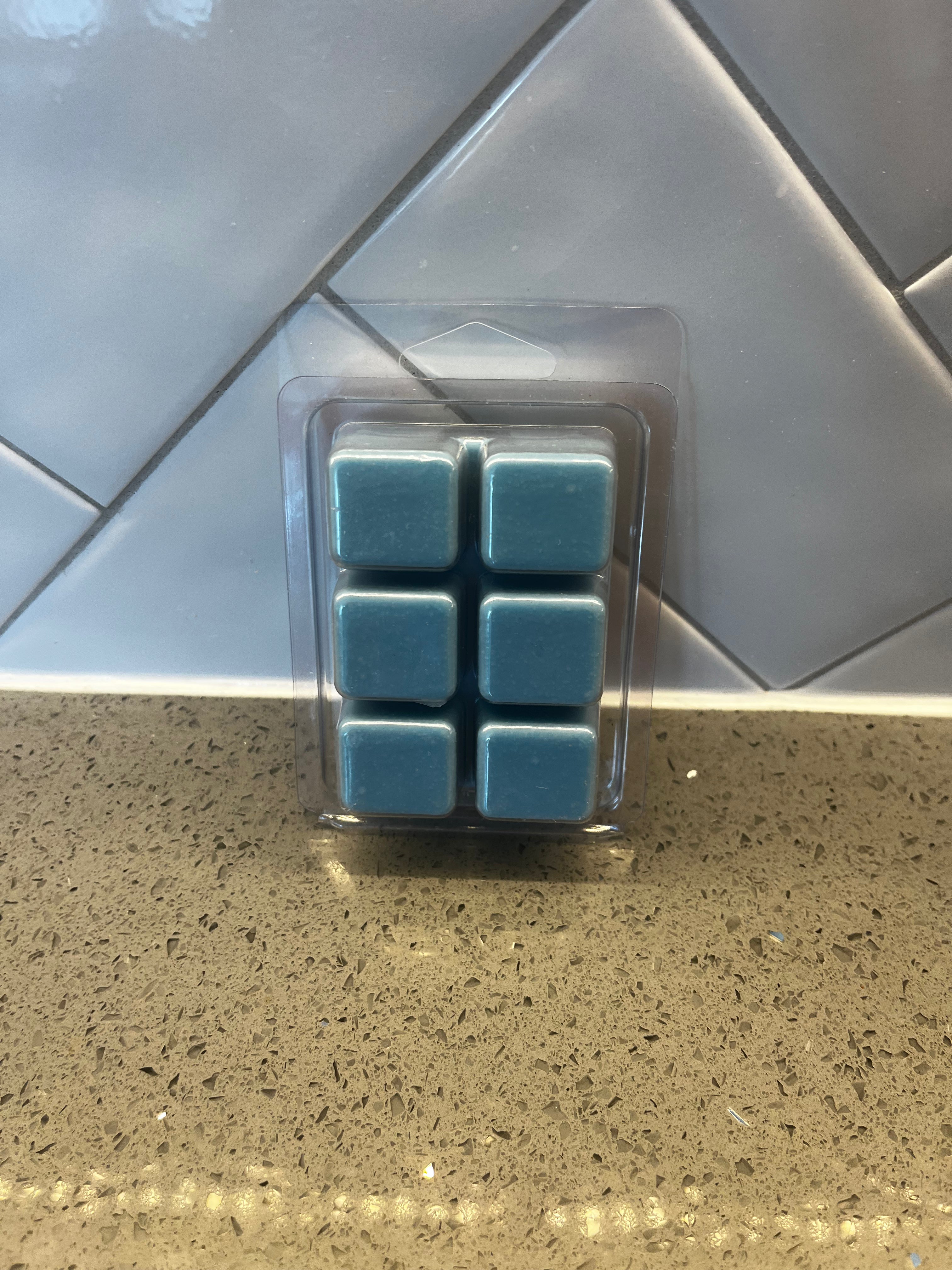 Wax Melt Clamshell